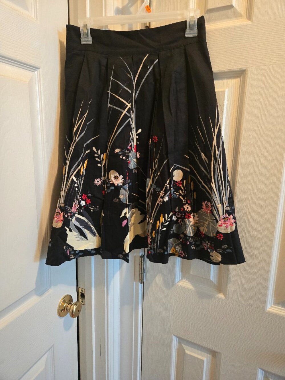 Retro Pinup Swan print swing skirt, Small, EUC